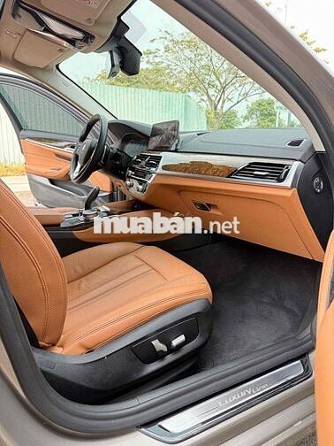 BMW 530i Luxury Line 2019 - xe nguyên bản 100%