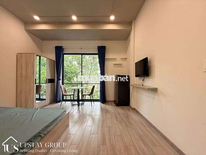 Cho thuê Studio ban công thoáng ngay bờ kè Trường Sa
