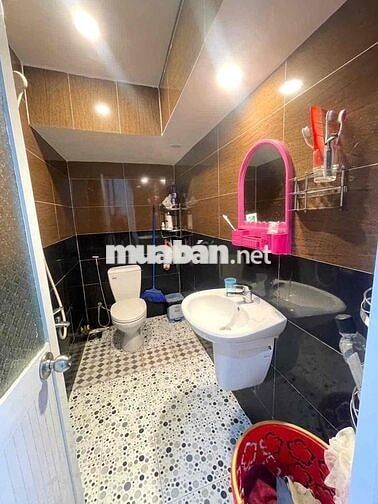 Nhà KDC 3A Oto Đậu Trong sân 2pn 2wc