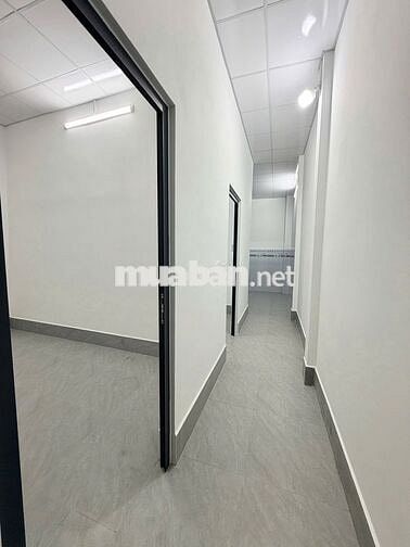 Nhà trệt 2PN có nội thất mặt tiền đường Phan Huy Chú chỉ 7 triệu