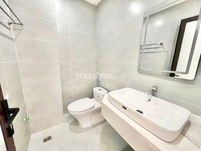 Bán nhà Đỗ Quang_75m2_Liền kề 7 tầng thang máy_Thông sàn kinh doanh
