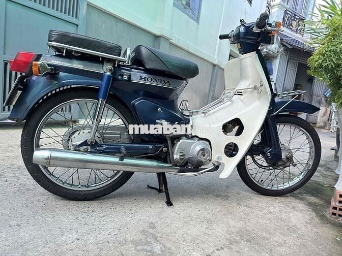 Honda Cub 70 Custom Xanh trắng