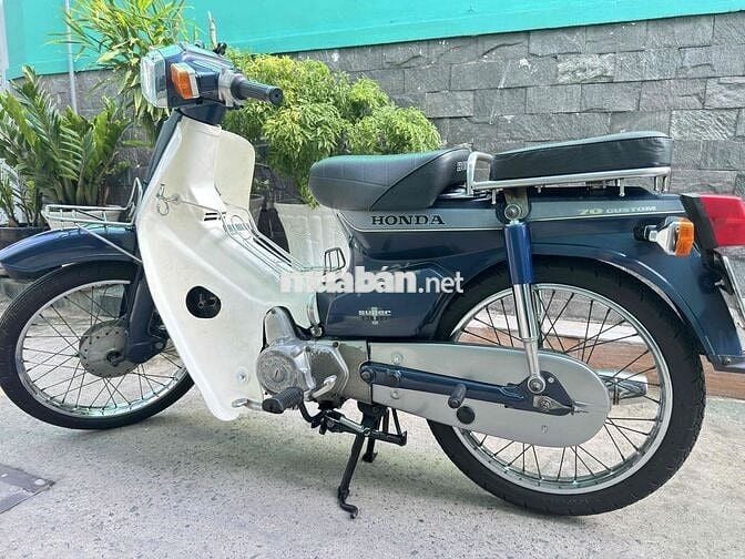 Honda Cub 70 Custom Xanh trắng