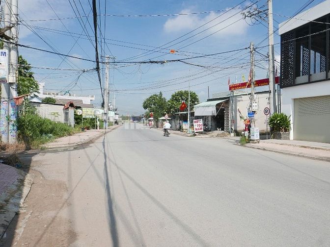 Cần bán đất mặt tiền đường nguyễn văn dương xã đức hoà tinh tây ninhới