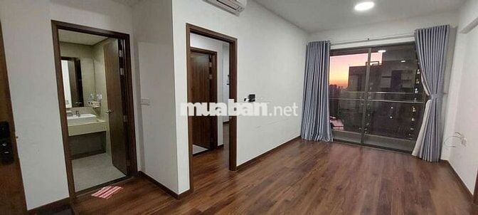 Cho thuê căn 75m2, 2PN có 3 máy lạnh , máy nước nóng vào ở liền