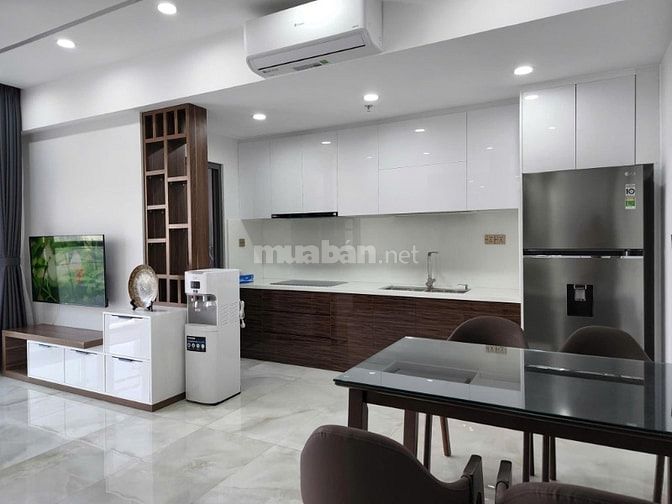 Cho thuê căn  Satra Eximland  rộng 93m2, 2p ngủ, NTCC, 17tr/th
