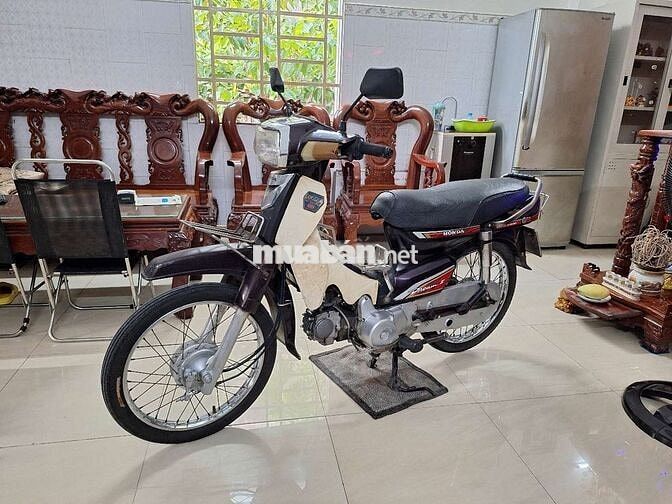 Honda Dream Liên doanh đời đầu