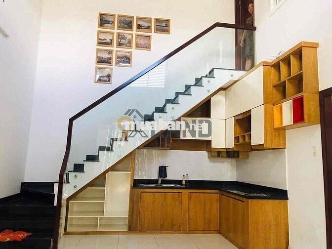 KO CÓ CĂN THỨ 2- NHỈNH 4TỶ NHÀ ĐẸP 1T1L-SÁT HOÀNG DIỆU2- ĐƯỜNG XE TẢI