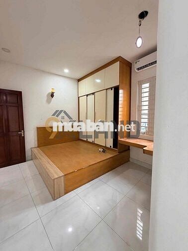 KO CÓ CĂN THỨ 2- NHỈNH 4TỶ NHÀ ĐẸP 1T1L-SÁT HOÀNG DIỆU2- ĐƯỜNG XE TẢI