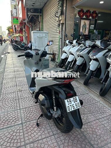 Honda SH 150i ABS 2022 Xám Xi Măng BSTP Chính Chủ