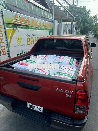 VỰA GẠO TUYỂN BỐC VÁC, GIAO HÀNG GẠO