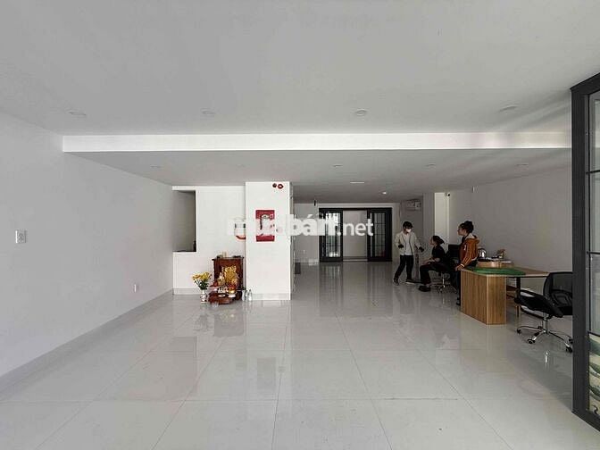 CHO THUÊ MBKD ĐƯỜNG SỐ LÝ PHỤC MAN ĐƯỜNG LỚN KINH DOANH ĐA NGHỀ SÁT Q1