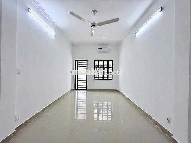 🏡CHO THUÊ NHÀ MT HUỲNH KHƯƠNG AN GẦN ĐẠI HỌC VĂN KANG GIÁ 27tr🌻