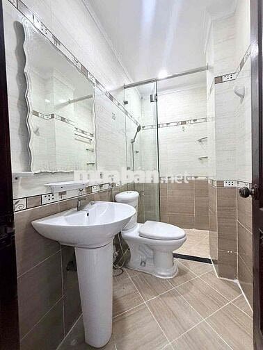 🏡CHO THUÊ NHÀ MT HUỲNH KHƯƠNG AN GẦN ĐẠI HỌC VĂN KANG GIÁ 27tr🌻