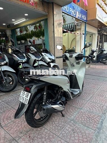 Honda SH 150i ABS 2022 Xám Xi Măng BSTP Chính Chủ