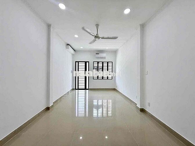 🏡CHO THUÊ NHÀ MT HUỲNH KHƯƠNG AN GẦN ĐẠI HỌC VĂN KANG GIÁ 27tr🌻