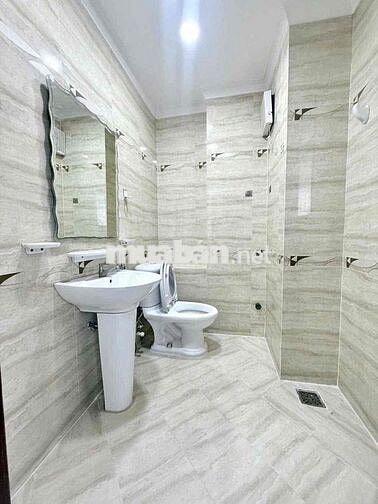 🏡CHO THUÊ NHÀ MT HUỲNH KHƯƠNG AN GẦN ĐẠI HỌC VĂN KANG GIÁ 27tr🌻