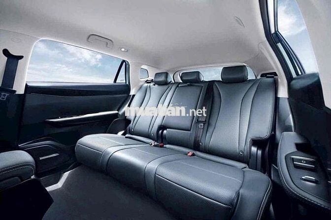 Xe điện VinFast VF8 2026 Đỏ