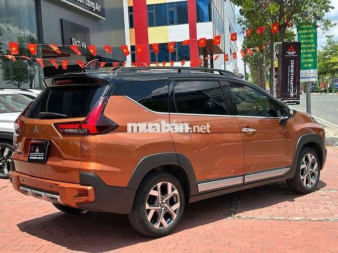 Mitsubishi Xpander Cross 2023 Cam đen 27.000 km