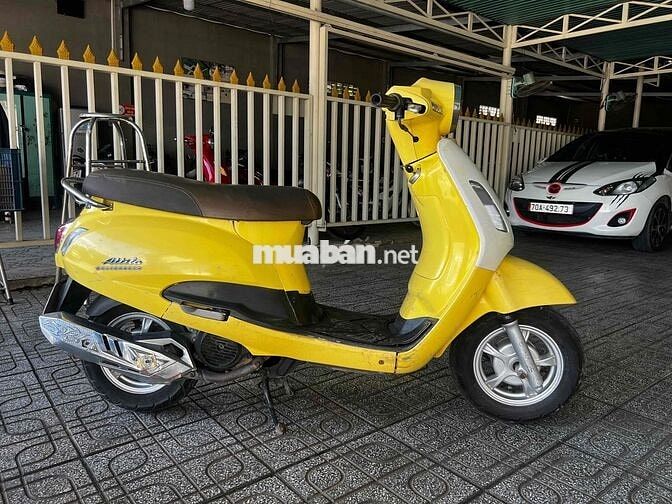 Honda Attila màu Vàng