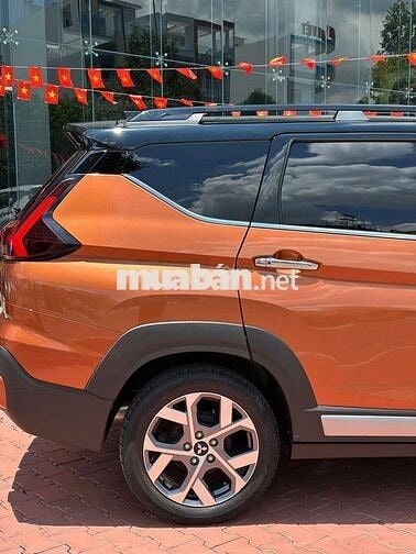 Mitsubishi Xpander Cross 2023 Cam đen 27.000 km