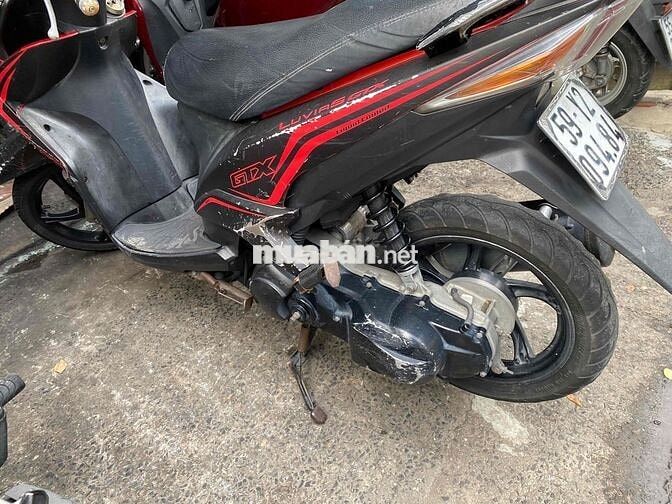 Yamaha Luvias Đen Tự động