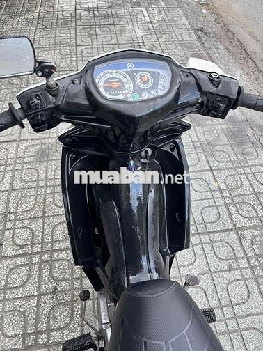 Yamaha Taurus 2010 Trắng đen