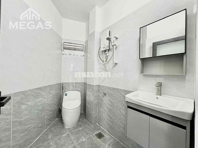 CHO THUÊ CĂN HỘ DUPLEX MỚI- NGAY TRUNG TÂM- DỌN VÀO Ở NGAY