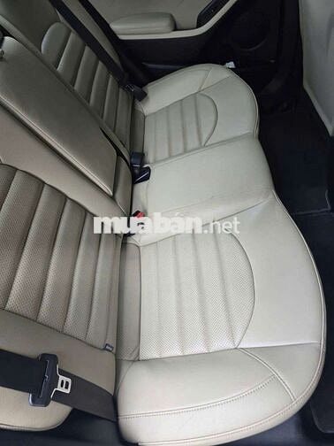 Kia Cerato Trắng 5 chỗ Xăng