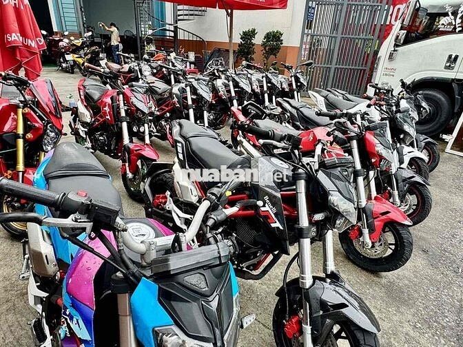 Benelli TNT 125 Đỏ, Đen, Xám