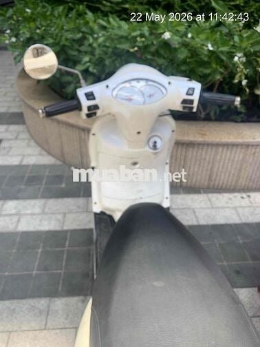 SYM Attila màu Trắng