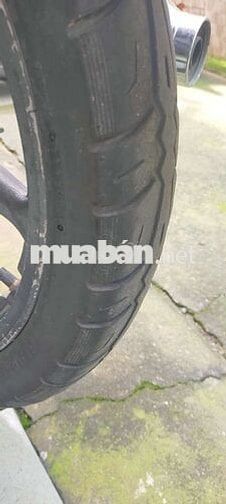 Suzuki Revo màu Đỏ đã sử dụng