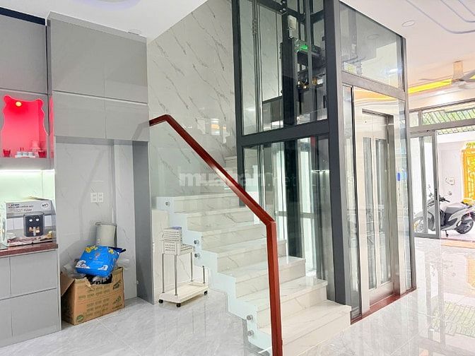 Cho thuê nhà phố , KDC Nam Rạch Chiếc  P An Phú , Quận 2 cũ . Đg 12m