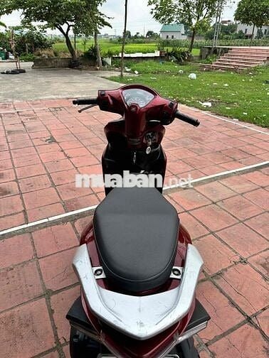 Honda Vision màu Đỏ 2017 odo thấp lăn bánh 2vkm