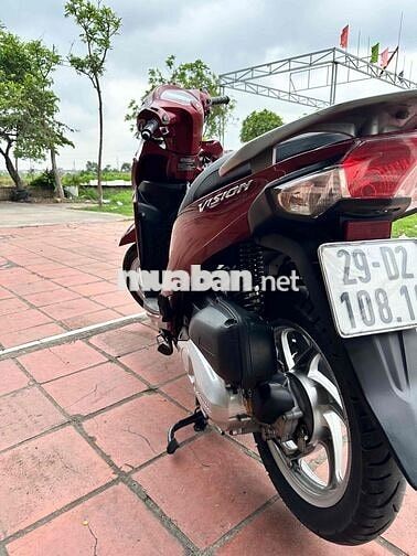 Honda Vision màu Đỏ 2017 odo thấp lăn bánh 2vkm