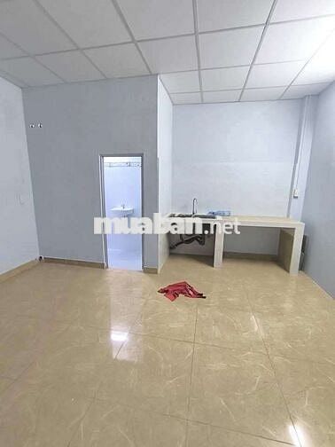 nhà ở+kho 10.5tr 180m2. đường tải, ds4 hbp gần Vạn Phúc