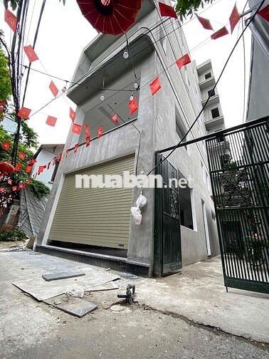 nhà mới đang vào hoàn thiện tại tư đình cạnh cầu trần hưng đạo