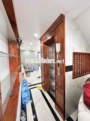 Chính chủ cần tiền bán gấp nhà mặt tiền đường 20m thuận tiện mua bán