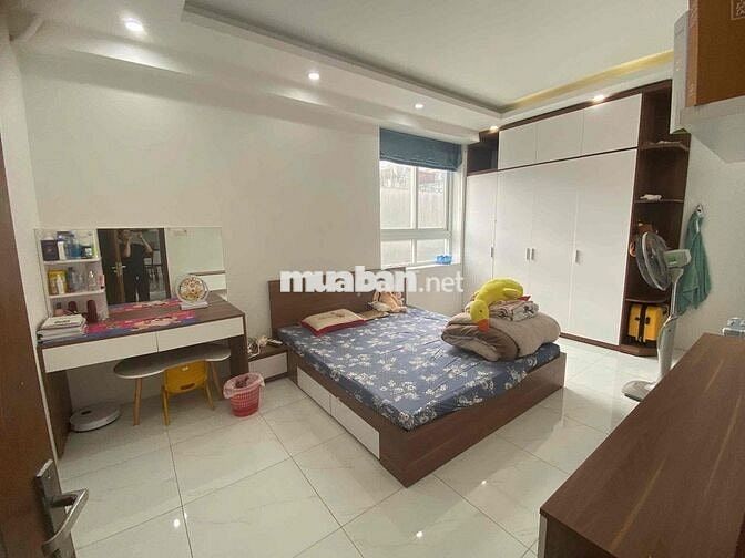 Chơ thuê căn hộ chung cư CT36 ngõ 28 Xuân La 110m2 3PN full đồ 14 triệ