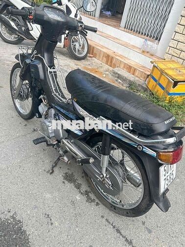 Honda Dream lùn Thái..máy siêu êm.cavet đủ