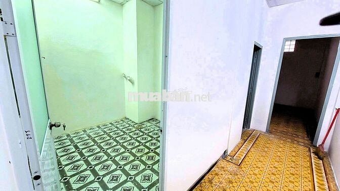 Cho thuê căn hộ 2 phòng ngủ tiện nghi gần chợ Thủ Đức giá rẻ