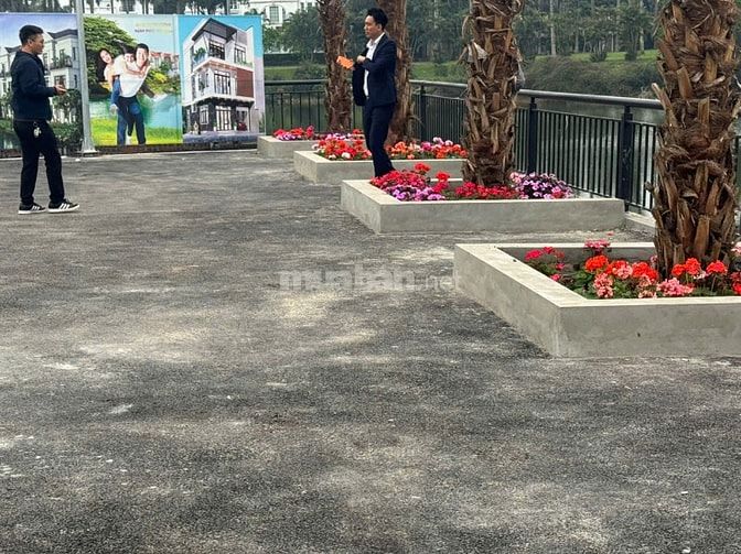 Chỉ 30 Phút Từ Hà Nội: Đất Nghỉ Dưỡng Hòa Lạc Đang Được Săn Lùng!”