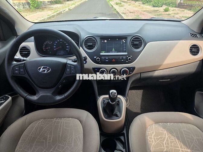 Hyundai I10 Sedan Bản đủ Trắng 11000 km