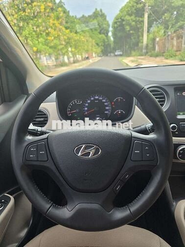 Hyundai I10 Sedan Bản đủ Trắng 11000 km