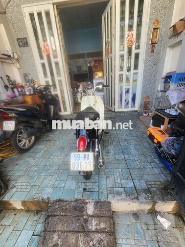 Honda Super Cub 50 2023 Trắng Đen