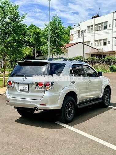 Toyota Fortuner 2016 Số sàn Bạc