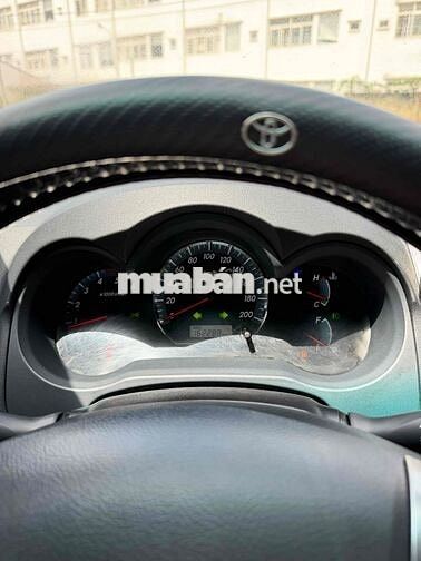 Toyota Fortuner 2016 Số sàn Bạc