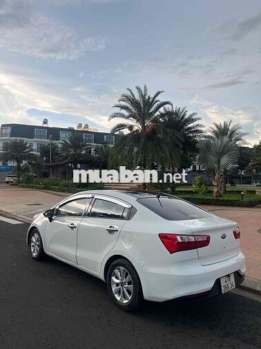 Kia Rio 2015 Số sàn Trắng