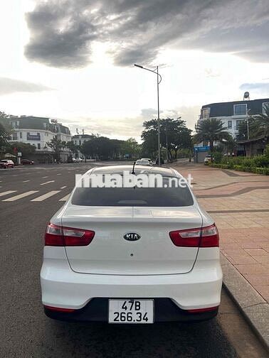Kia Rio 2015 Số sàn Trắng