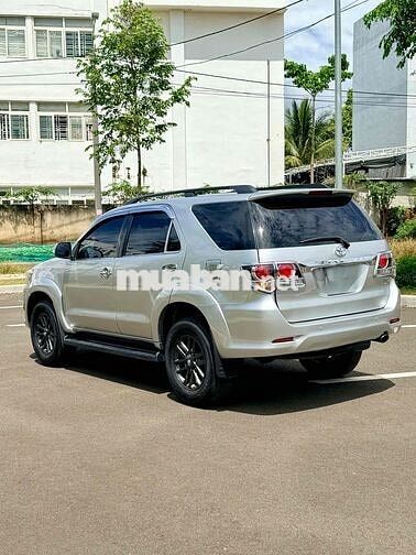 Toyota Fortuner 2016 Số sàn Bạc